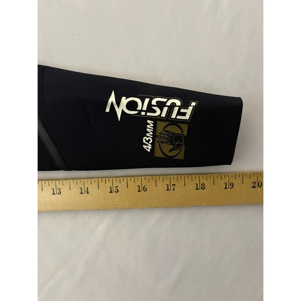 NWT Body Glove Fusion Neoprene Full Suit Wetsuit 4/3MM Men's Medium Black